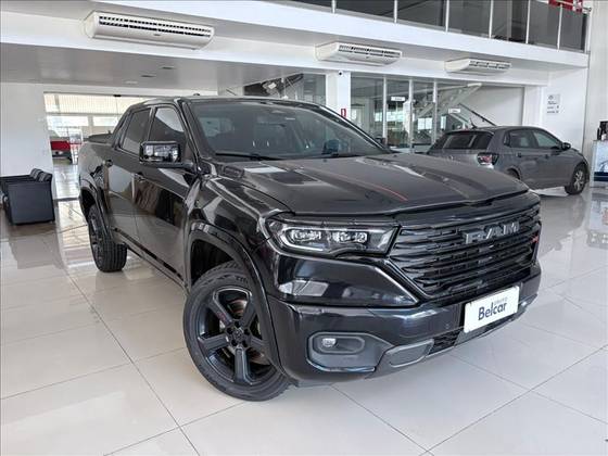 RAM RAMPAGE 2.0 HURRICANE 4 TURBO GASOLINA LARAMIE 4X4 AUTOMÁTICO